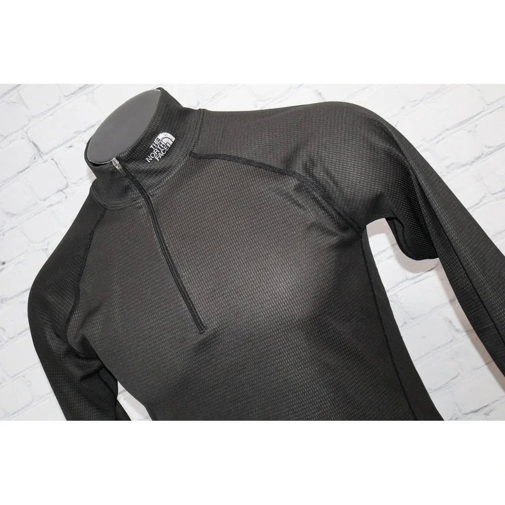 The North Face Pullover Shirt Men Medium Slim Black VaporWick 1/4 Zip Base Layer
